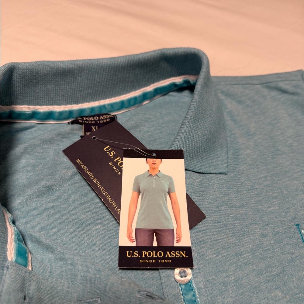 U.S. Polo Assn. Light Blue Button Down Shirt - Picture 3 of 12